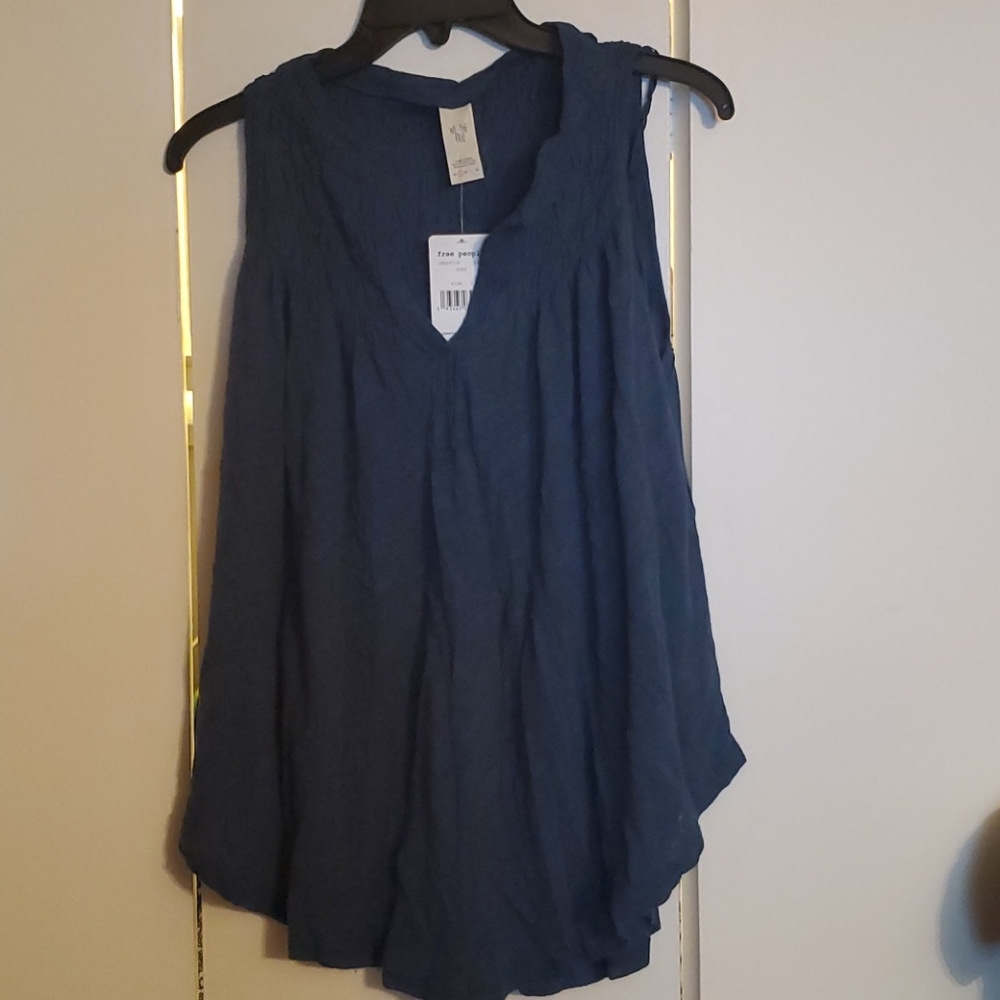 Free people swing v neck tank NWT